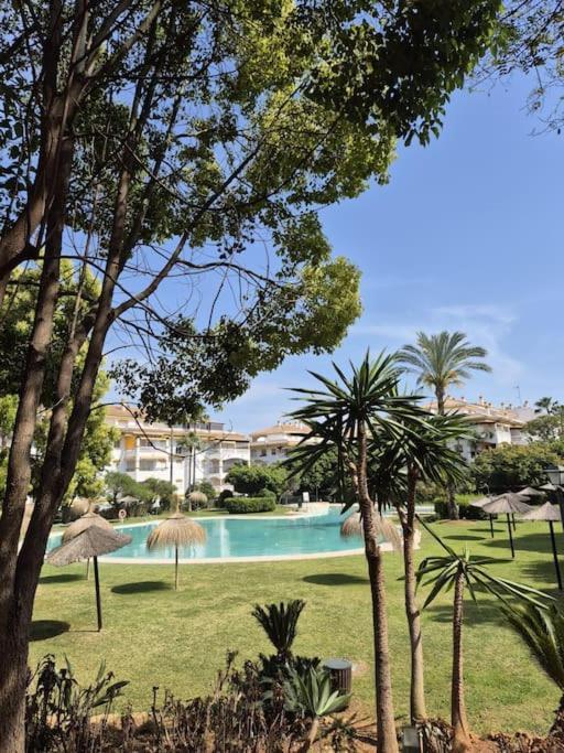 Dama De Noche Apartamento Marbella